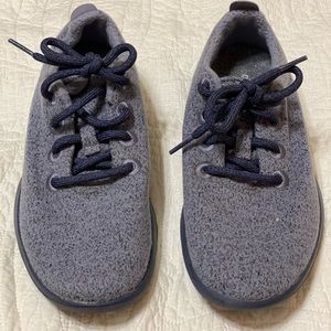 Athletic shoes - great condition - All Birds